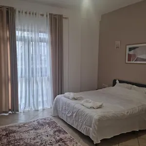 beautiful-new-apartment-close-tirana-city-center.albaniahotels.org/