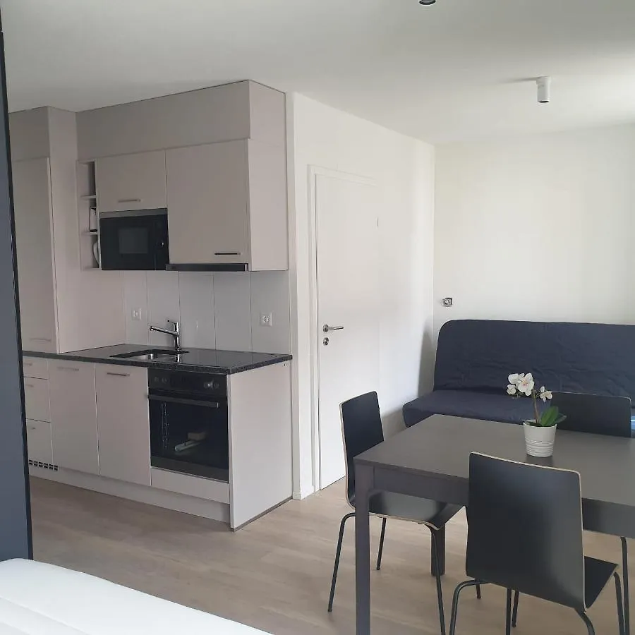 Hitrental Central Station Apartment Zürih 0*,  İsviçre