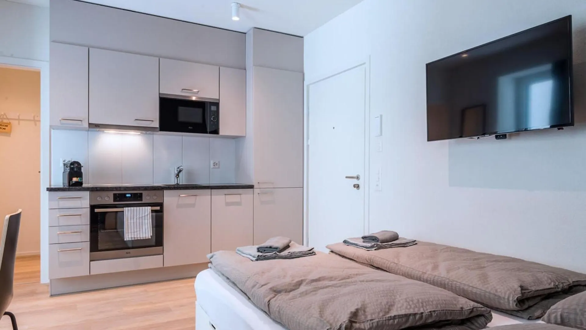Hitrental Central Station Apartment Zurich